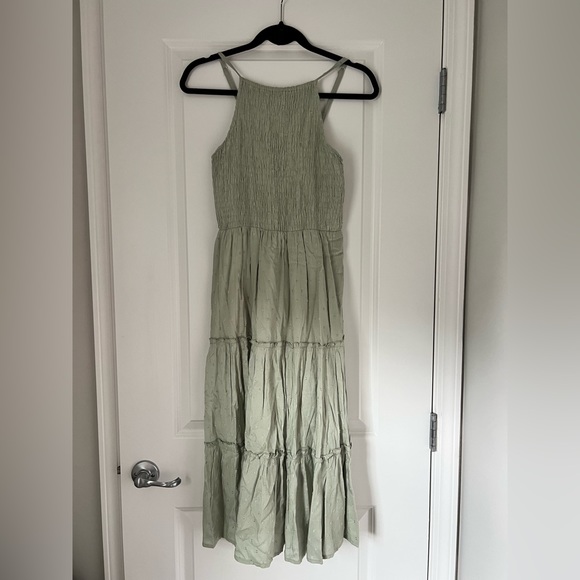 green emerald velvet dress KELLY GREEN DOUBLE GAUZE FRONT BUTTON MIDI DRESS  Sim and Sam